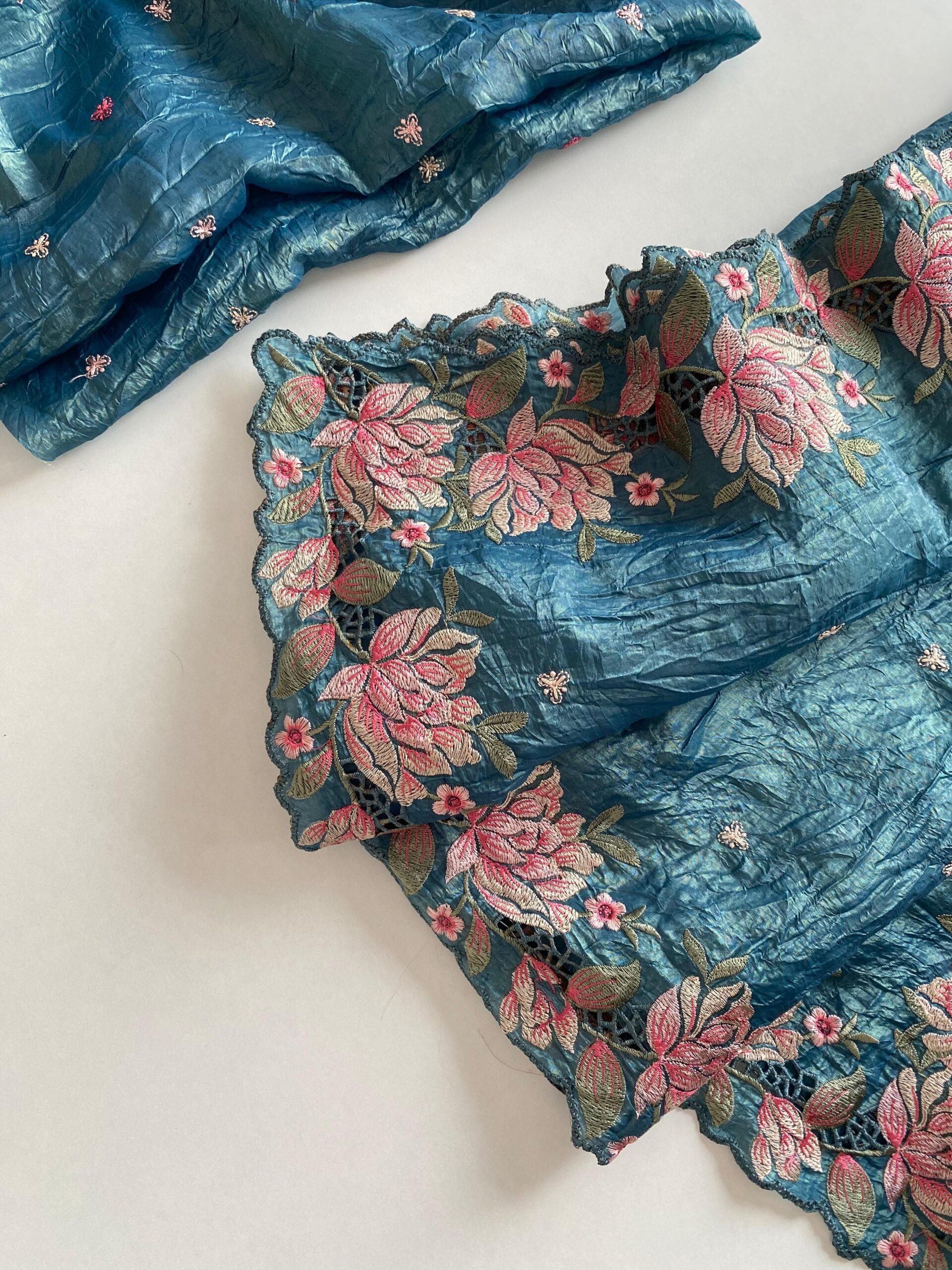 Crinkle - Image 6
