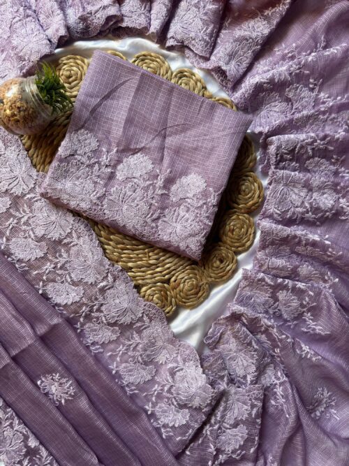 Lilly - Image 2
